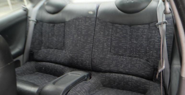 Renault Mégane Coupé 1.9 DCI 8V TURBO