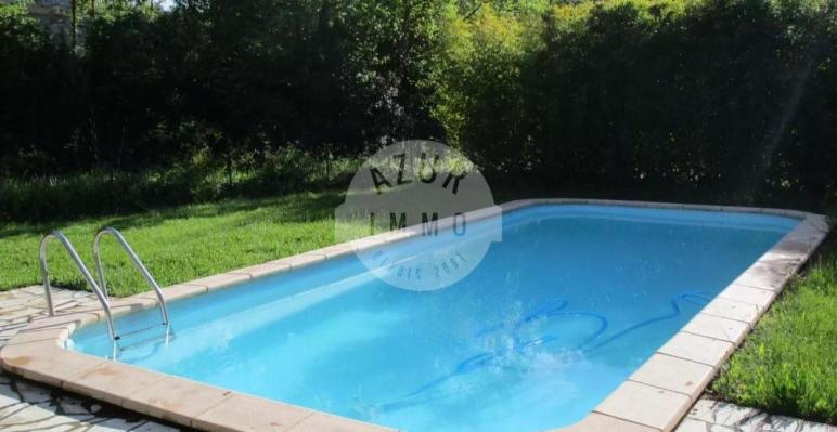Villa T6/7 sur 1000 m2 terrain avec piscine