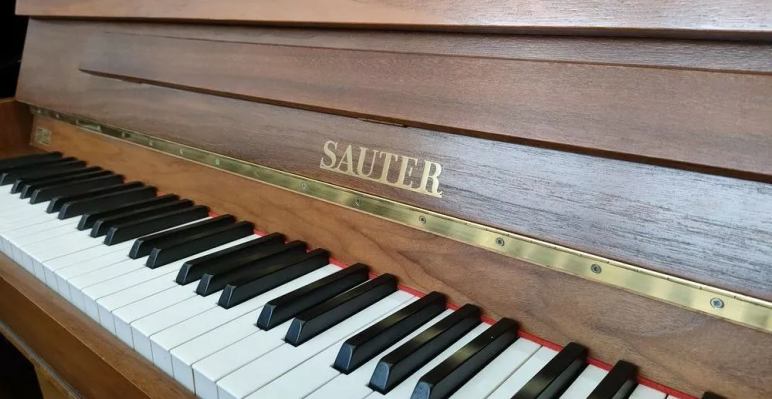 Piano droit Sauter 118 Noyer occasion