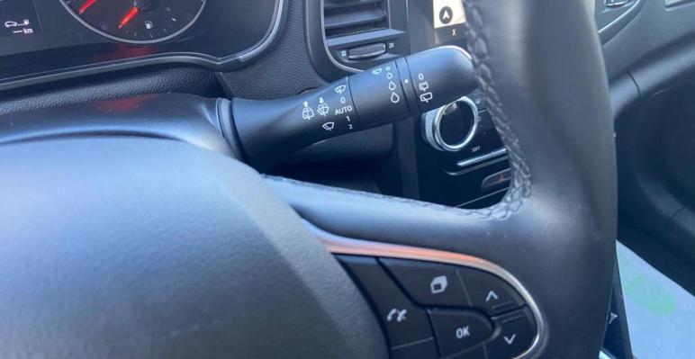 Renault Mégane IV BLUE DCI 115CV BUSINESS EDC