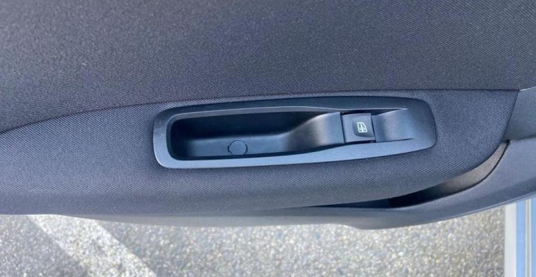 Renault Mégane IV BLUE DCI 115CV BUSINESS EDC