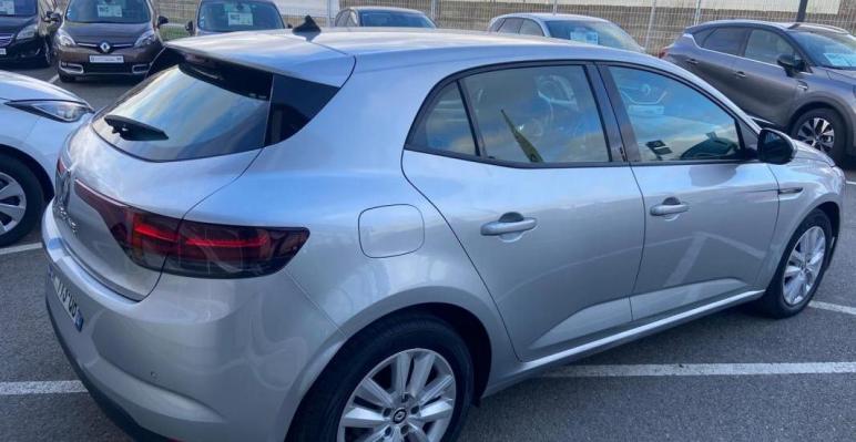 Renault Mégane IV BLUE DCI 115CV BUSINESS EDC